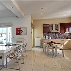 3 bedroom seaside villa with pool, Acharavi, sleeps 5